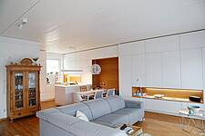 Einraumappartement Augsburg: Multifunktionales Innendesign mit kluger Raumaufteilung
